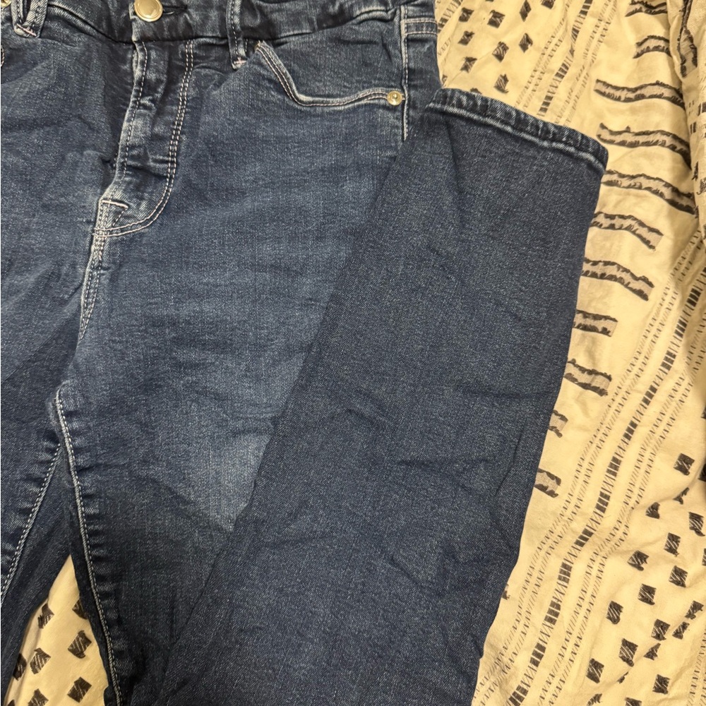 Good American - Good Legs Crop Skinny Jeans - Size 8/29